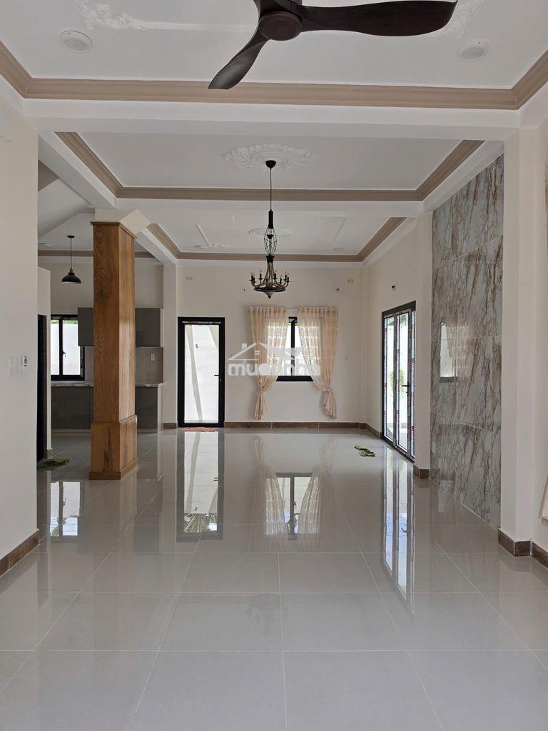 Nhà đẹp 10x15 (4pn + 3wc + sân xe hơi) gần trường nguyễn hồng đào - 4