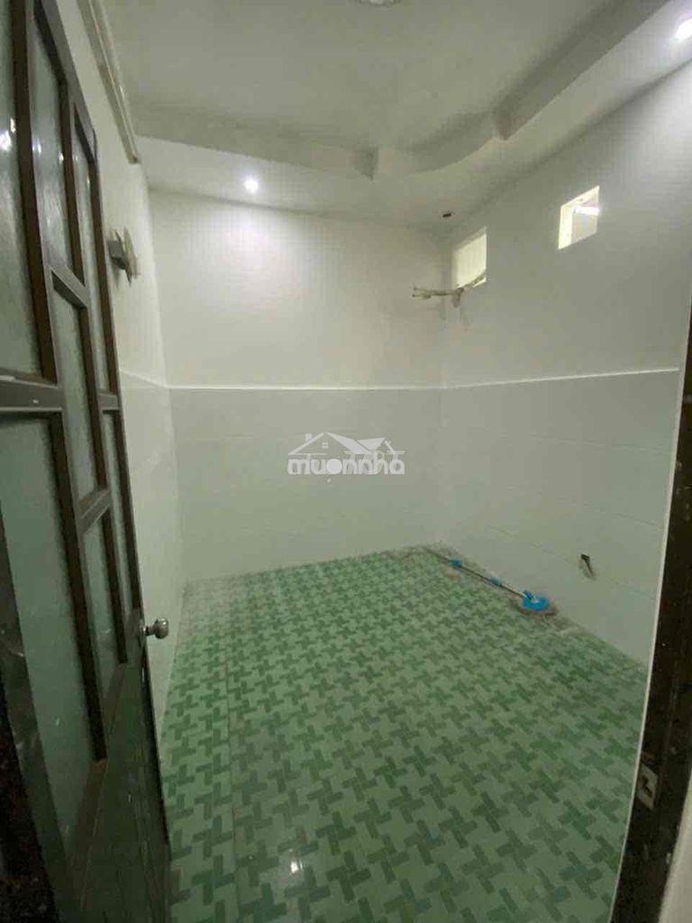 (6tr) cho thuê nhà nguyên căn hẻm đường 22 gần cao đẳng công thương—q9 - 3