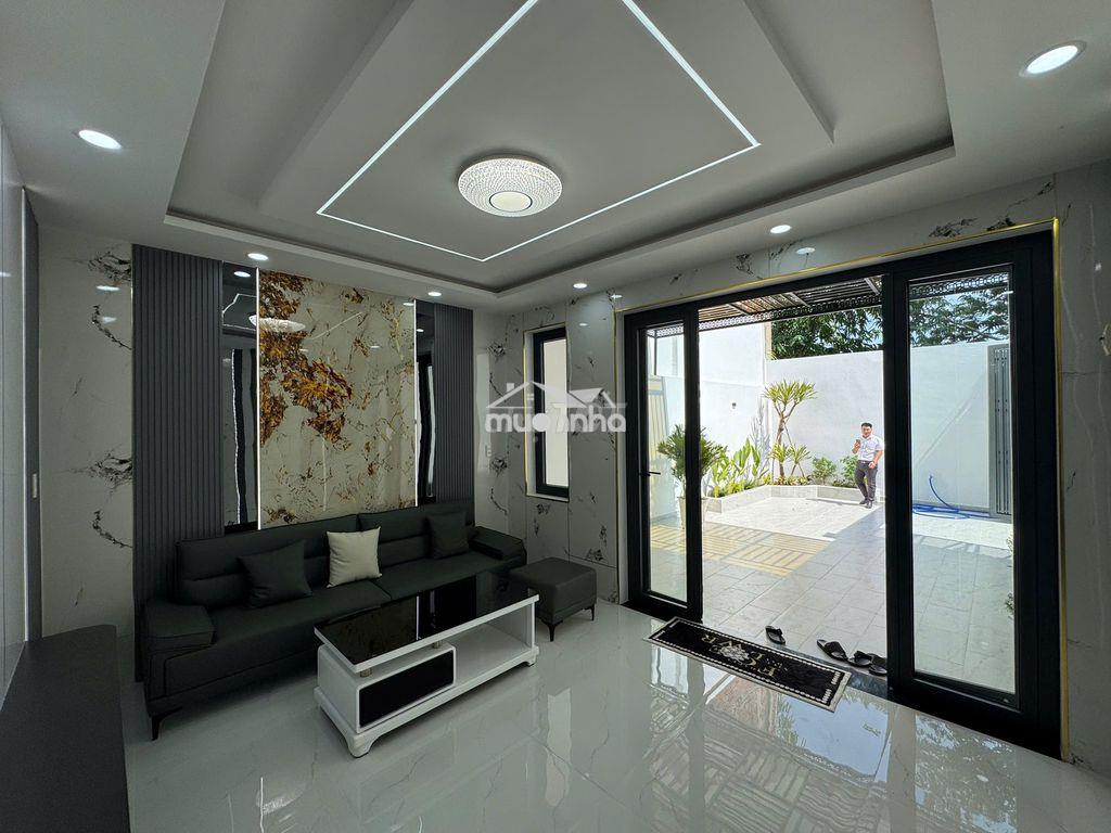 Nhà 1 trệt 1 lầu 100m2 mới 99% hẻm vf3- 3 pn full nội thất cao cấp - 4