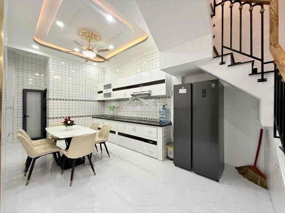 45m2 vuông vức, nhà mới,xe hơi vào nhà, đường lê lợi - 4