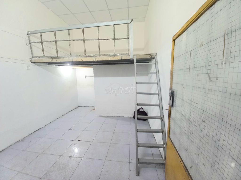Phòng trọ có gác lửng hẻm xe hơi nguyễn hữu cảnh (gần ngay vinhomes) - 2