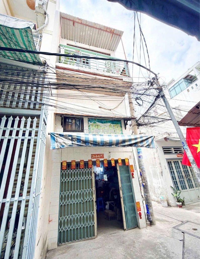 Nhỉnh 2tỏi có nhà 3tầng shr chính chủ hoàn công đầy đủ công chứng ngay - 2