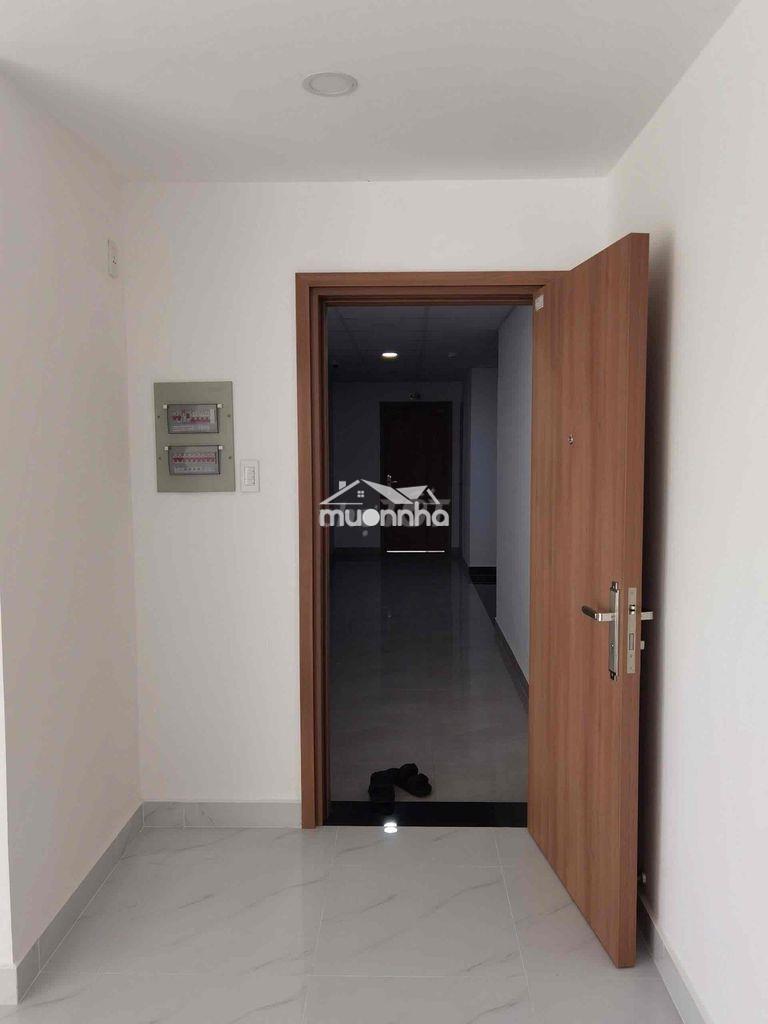 Cho thuê căn conic boulevard 3pn 114 m2 tặng phí ql - 4
