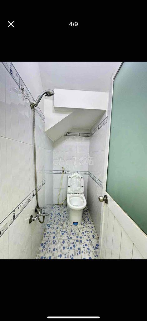 - Âu dương lân p3 q8 / cách hxh 30m / trệt 2 lầu st đúc btct - 4