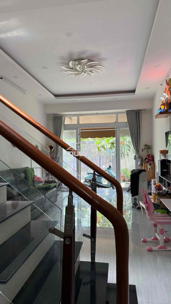 🏡 Bán nhà chính chủ gần đh tài chính – marketing, dọn vào ở ngay - 4