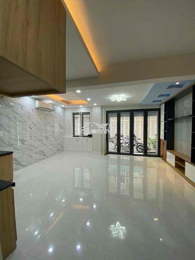 Cho thuê tâng trệt riêng biệt chung cư hoa sứ pn sát coop- mới đẹp - n