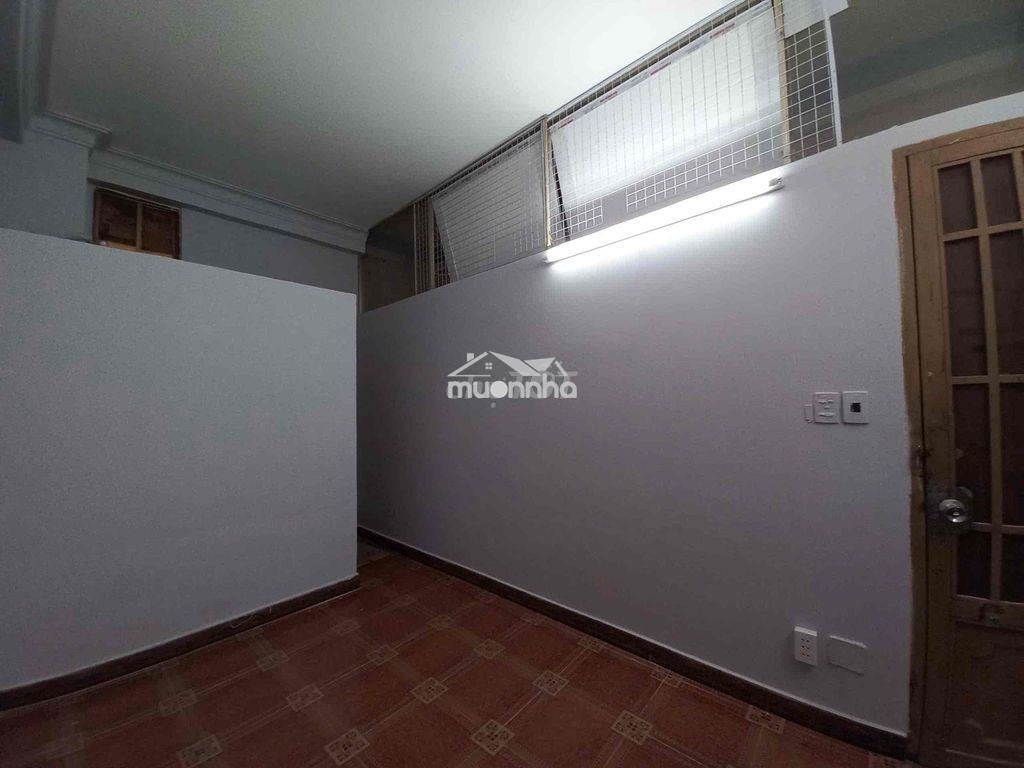 Phòng ml ... 12m2 lê văn sỹ q.3 - 3
