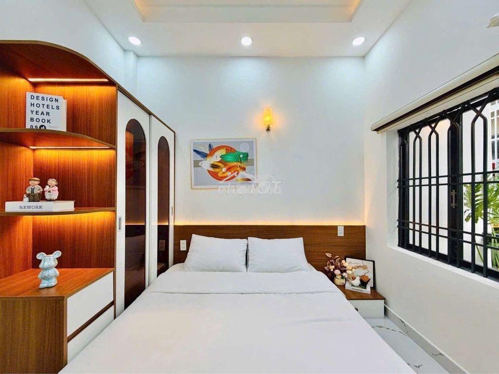 3 bước ra hxt 🚛 nguyễn tư giản -3 tầng -30m2 -3x10m -3pn - chỉ 3.xxtỷ - 4