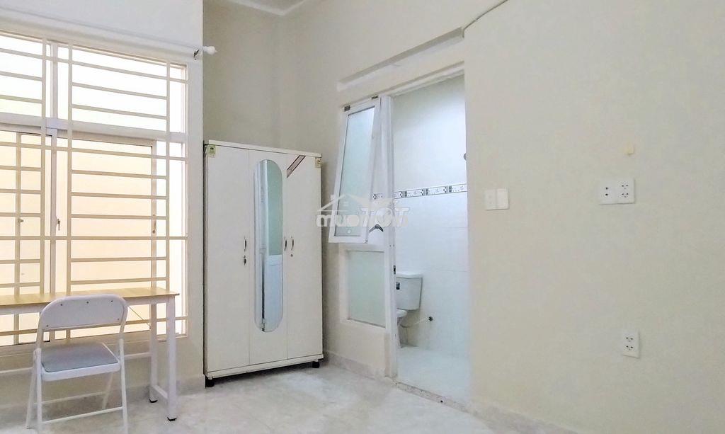 Chính chủ cho thuê phòng trọ riêng biệt ngay ngã tư phú nhuận - 4