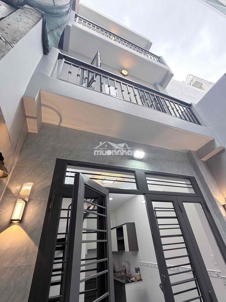 Nhà trung tâm -  mới ở ngay - chủ ngộp bank