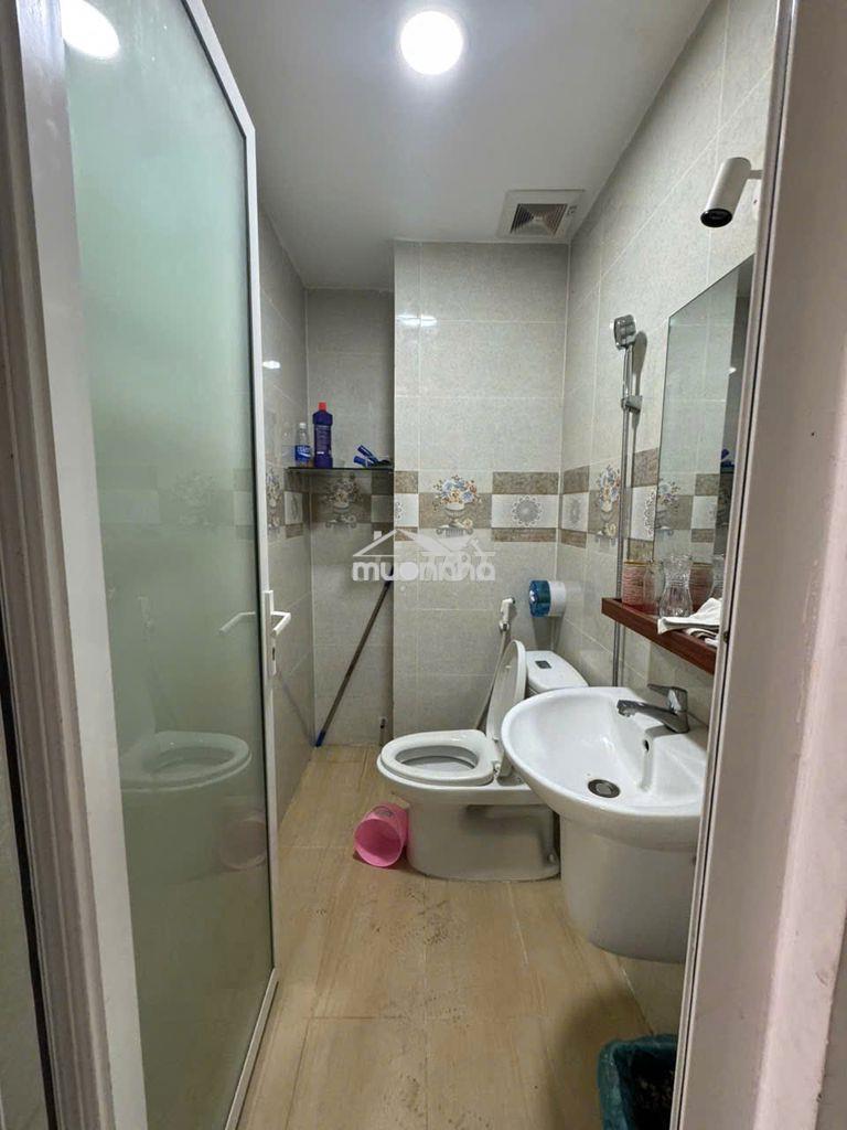 Bđs dòng tiền, dt 4x17m, cn 70m2, hxh sát mặt tiền phạm văn đồng - 3