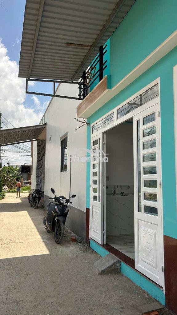 Bán nhà nhỏ 25m2 xuân thới thượng hóc môn sơn mới màu xanh ,ở liền - 2