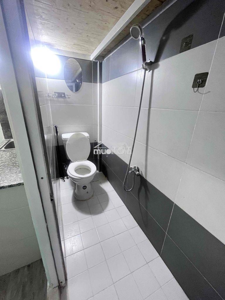 🏠 Pass phòng phú nhuận do chuyển chỗ làm nên mình cần pass lại phòng. - 2
