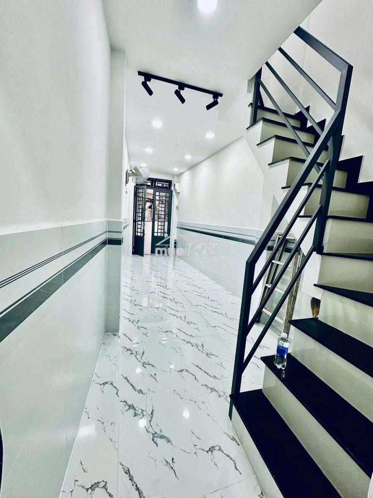 🏡 Bán nhà mới hẻm 136 đường nguyễn thị tần p2 q8

 - 2