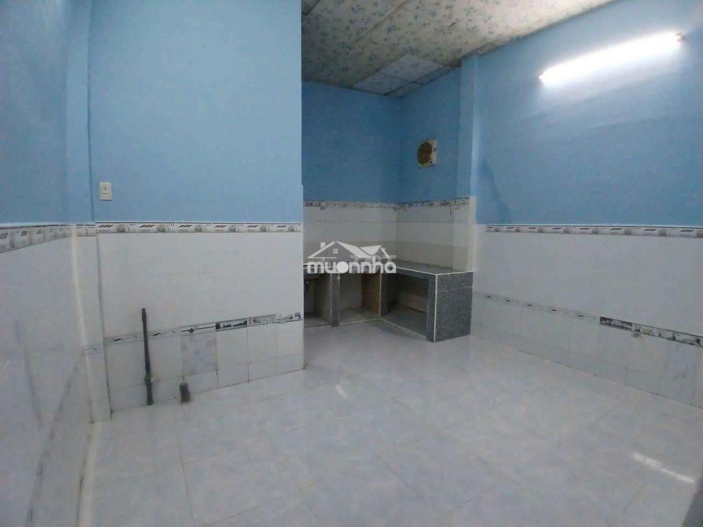 Nhà cấp 4 mới tinh, triệt, 1pn,1wc có thể tự ngăn thanh 2 pn, gần cpm - 4