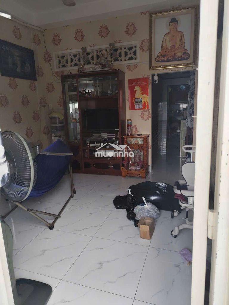 Bán chung cư 212 đoàn văn bơ diện tích 44.4m^2 - 2