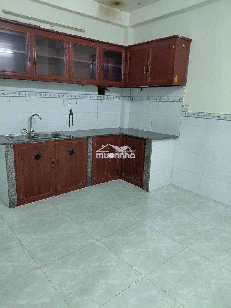 Cho thuê gấp nhà nguyên căn điện nước chính thức quận 7 htp 3p - 2
