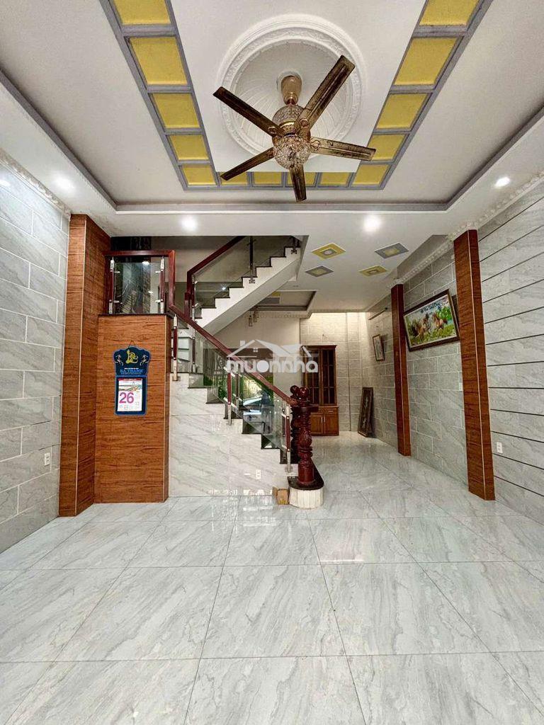 Nhà 1/ bến lội_ tây lân: 5mx11m 1 trệt 3 lầu, 4pn 5wc