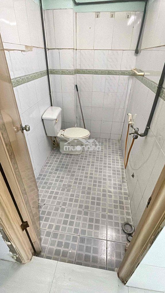 Nhà 1 sẹc xe tải 3pn 3wc - 4
