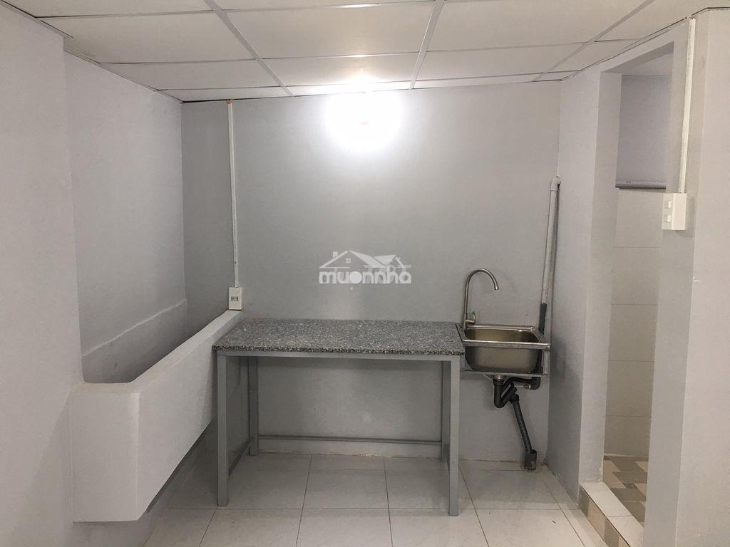 Phòng rộng, thoáng mát giá rẻ - 3