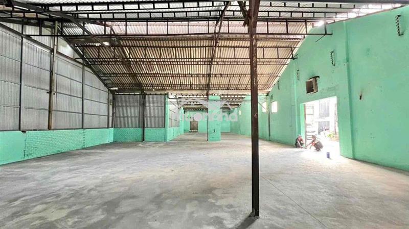 Kho đẹp mới sửa. pccc, đường xe cont, ngay trung tâm bình thạnh.
