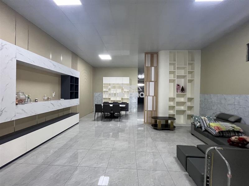 Cho thuê nhà mặt tiền kinh doanh 150m gần chợ dĩ an ngang 6,3m