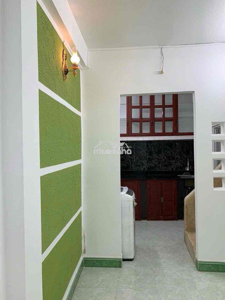 Bán nhà lê quang định, trần bình trọng, 19m2, giá: 2 tỷ 4 tl - 4