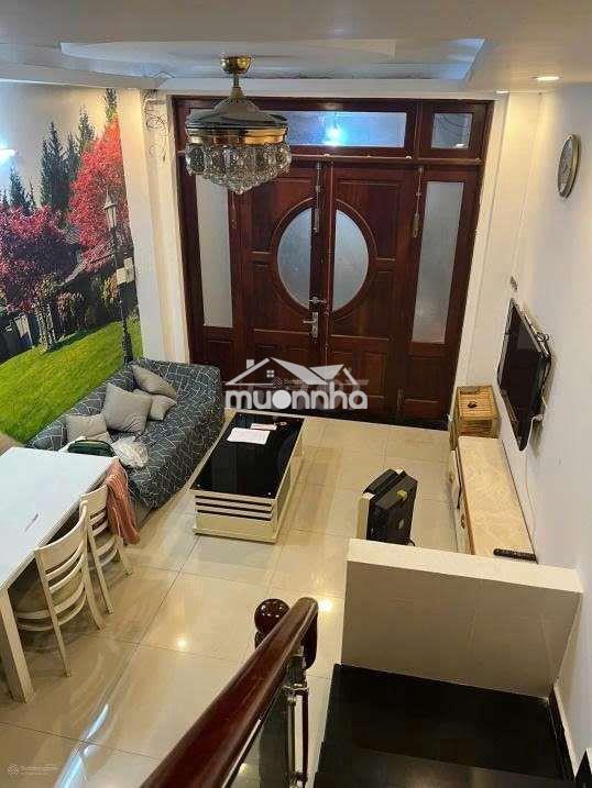 Cho thuê gấp 32/2a cao thắng, q3 gần nguyễn đình chiểu giá 12,5tr/th,