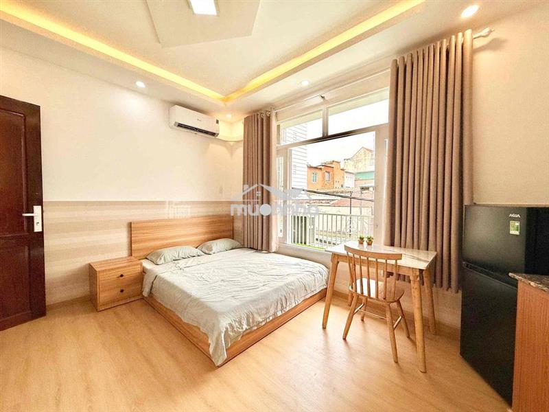 Cho thuê căn hộ xóm chiếu quận 4 – full nội thất, cửa sổ lớn, ban công