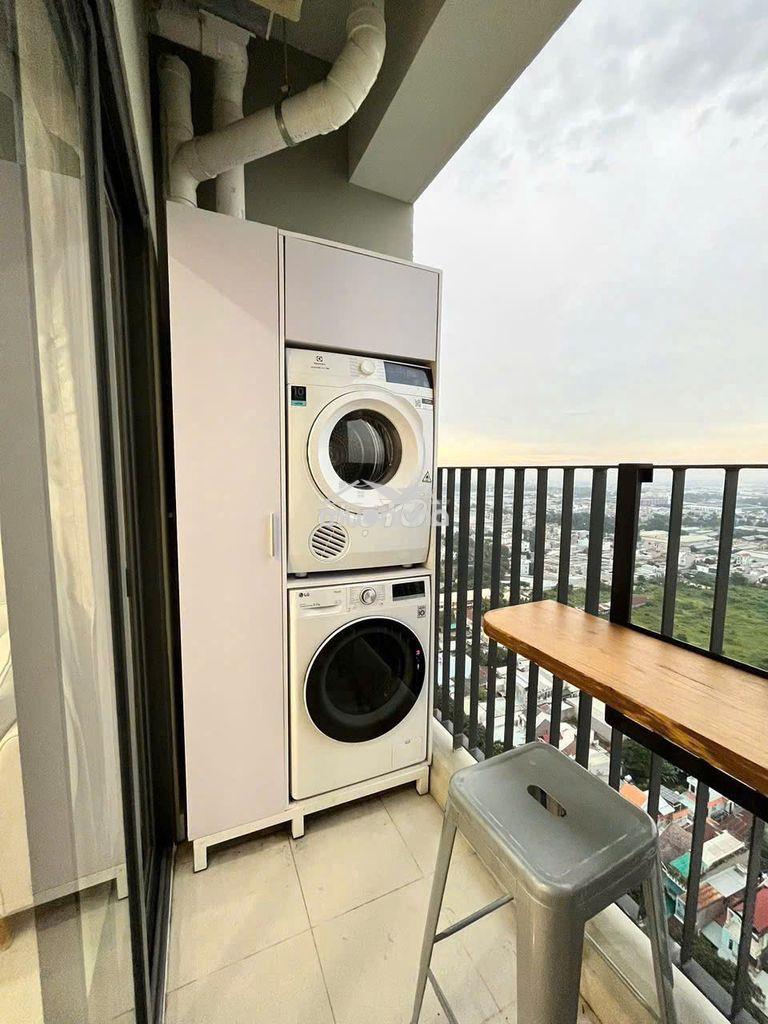 Ra nhanh 2pn sẵn hđ thuê 14tr có tttm dưới nhà - mặt tiền khu đhqg hcm - 4