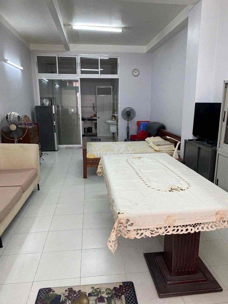 Cho thuê nhà mặt tiền nguyễn biểu, sầm uất, 4x18, có sân để xe - 3