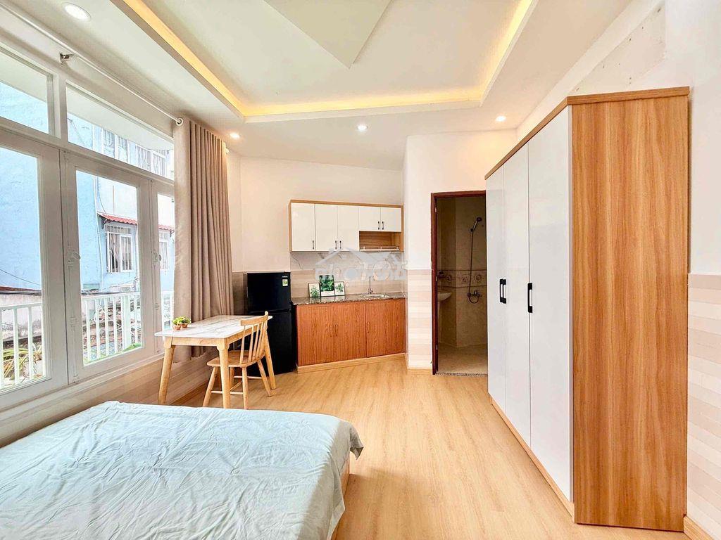 Cho thuê căn hộ xóm chiếu quận 4 – full nội thất, cửa sổ lớn, ban công - 3