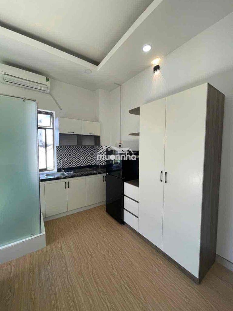 Phòng cửa sổ thoáng full nội thất - 2