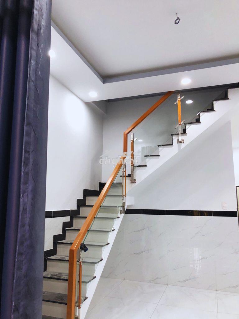 Cho thuê nhà nguyên căn - 4 phòng ngủ - nhà mới - đường 42 hiệp bình - Ảnh 2