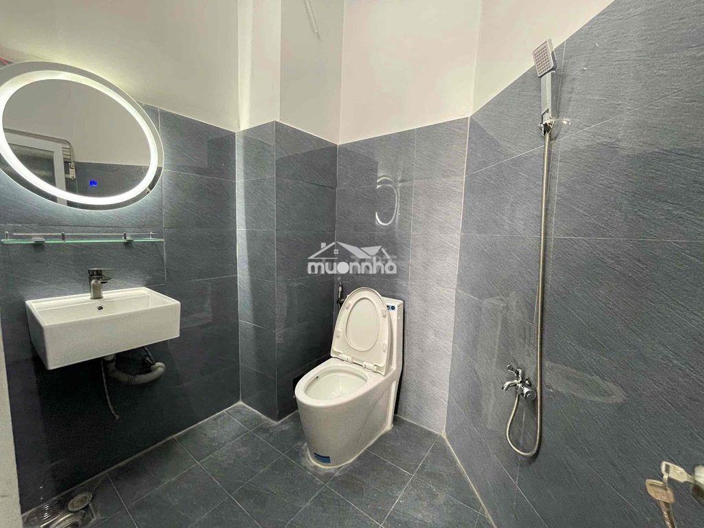 Phòng cửa sổ ban công ngay ung văn khiêm, full nội thất, hẻm oto - 4