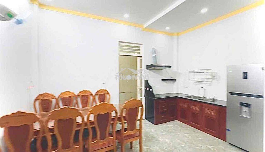 Nhà 1 trệt 1 lầu thuận giao,có nội thất,đường 7m - 4