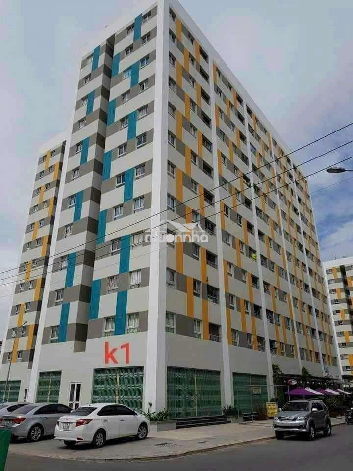 Khu thang máy việt sing. mới lấy sổ hồng về.790 triệu