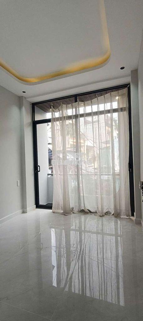 Giảm 500tr nhà đẹp 2 tầng hẻm thông rộng