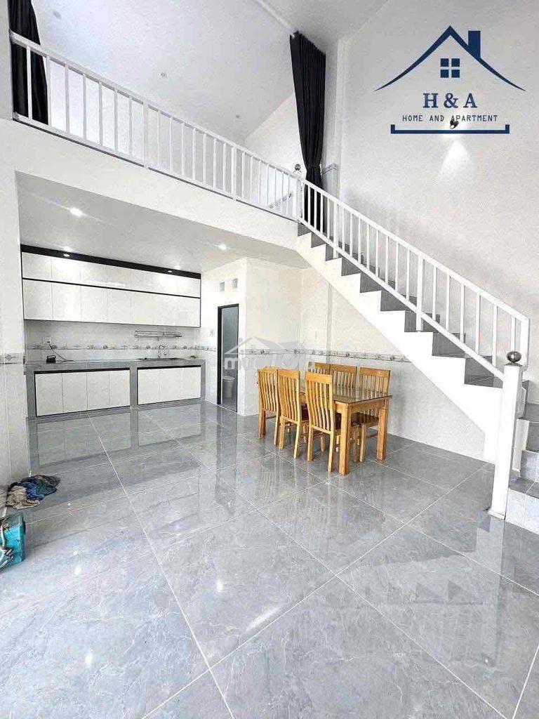 Cho thuê phòng trệt diện tích lớn ngay chợ bùi đình tuý