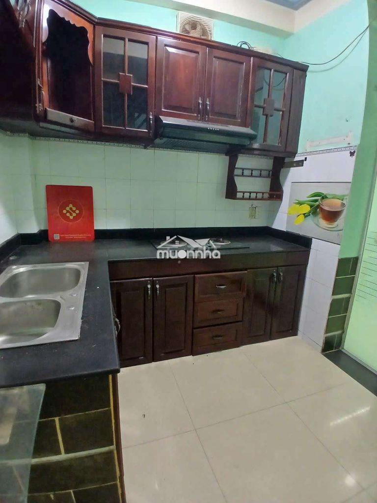 Cho thuê nhà nguyên căn hẻm tôn đản, quận 4 - 3