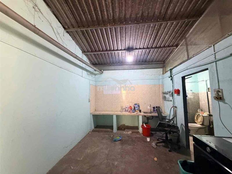 Thuê kho 300m giá 10tr có 3pha