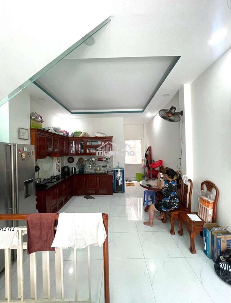 Chủ gấp bán- nhà đht-ô tô ngủ trong nhà - chỉ 5,4 đồng - 3
