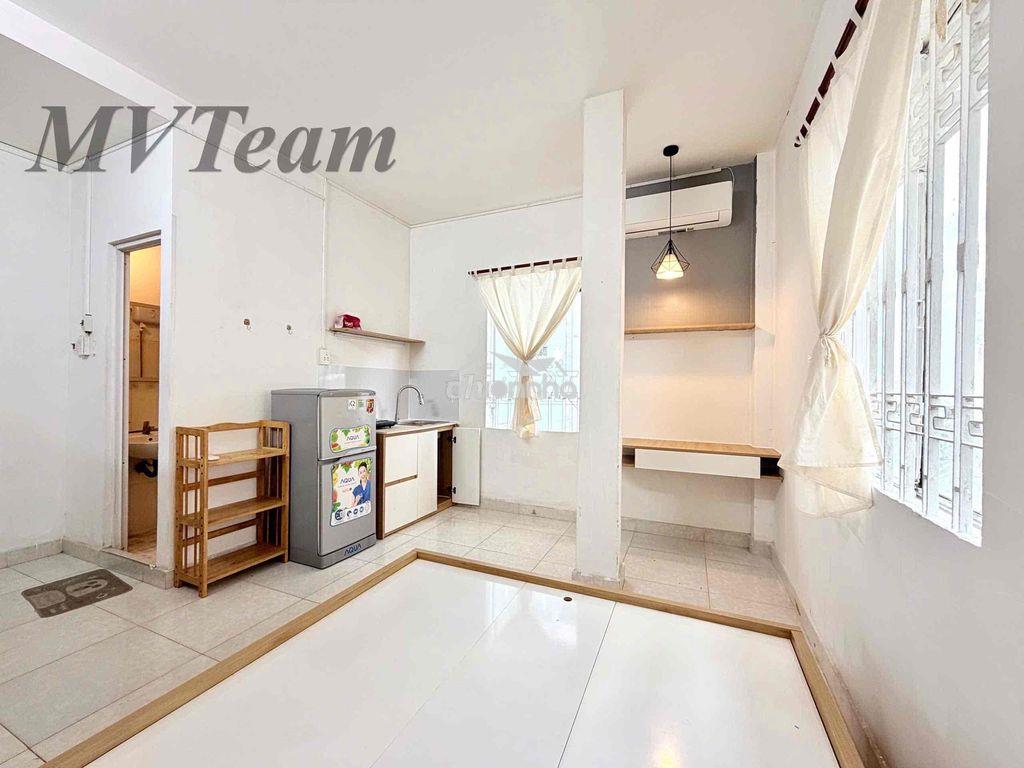 Cho thuê studio cửa sổ ngay toà nhà viettel quận 10 giá tốt - 2