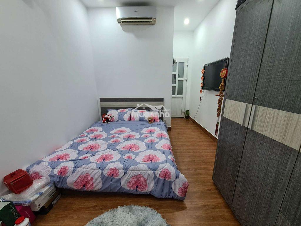 Nhà q1 3.3x17m sát mặt tiền, trệt 2 lầu st chính chủ - 4