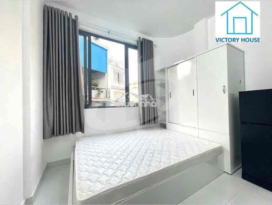 Cho thuê studio cửa sổ trời full nội thất ngay trung tâm quận 1 - 3