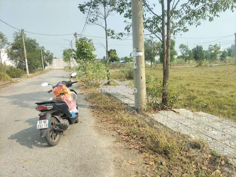 7 m mặt nhựa đất thổ khu dân cư 
