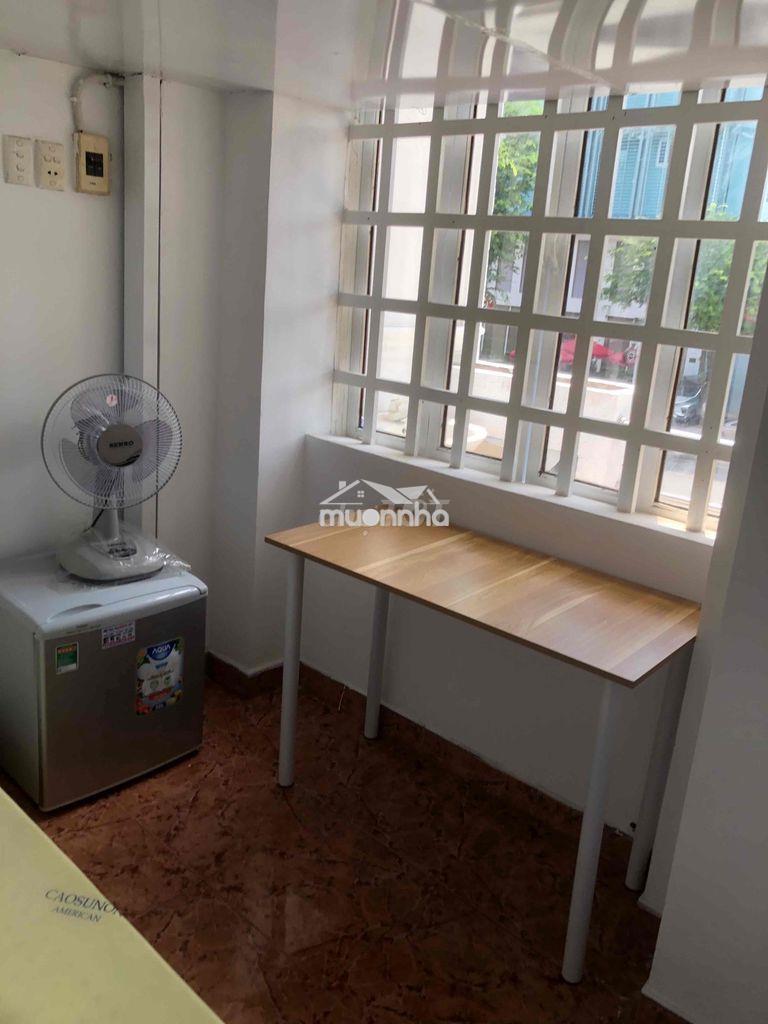 Phòng ban công, cửa sổ 5p đi bộ đến đh công thương - 2