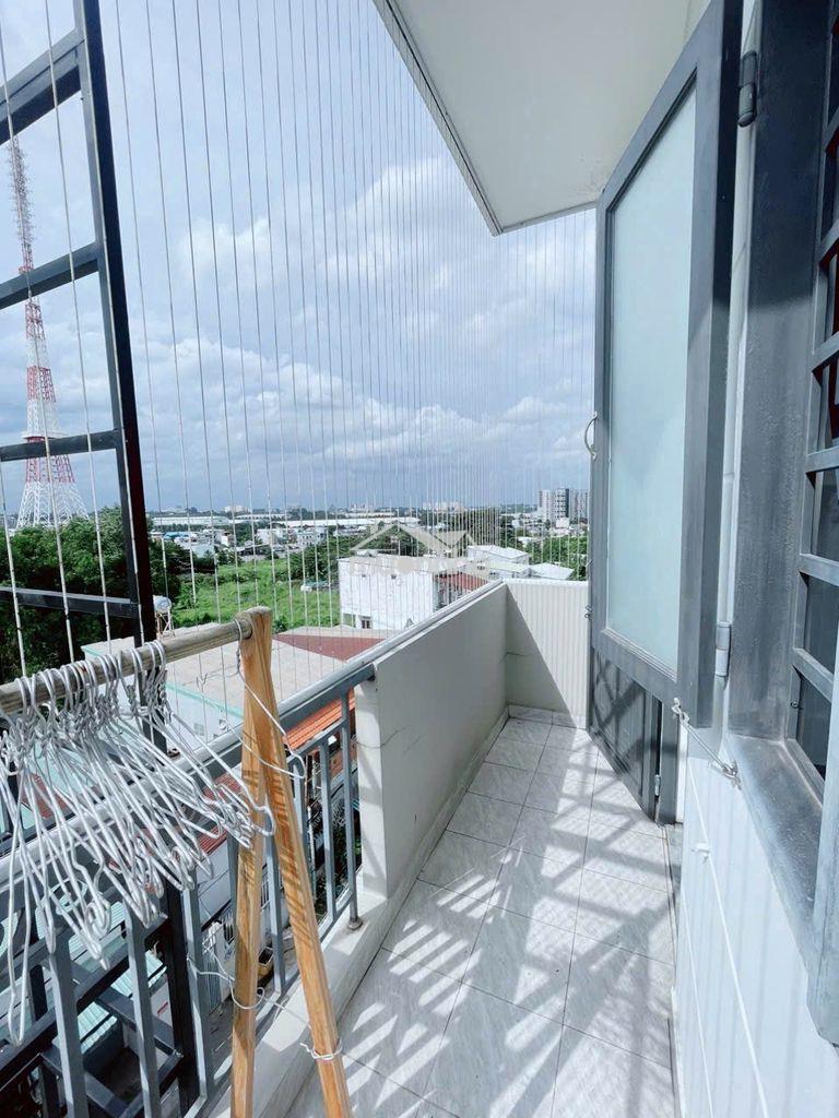 Gần ngã 4 thủ đức, lê văn việt,  ngay trường tc marketing cũ, an ninh - 4