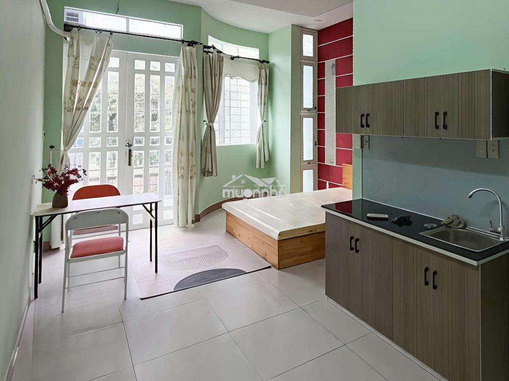 Căn hộ ban công khủng, gần vincom- đối diện công viên - 2