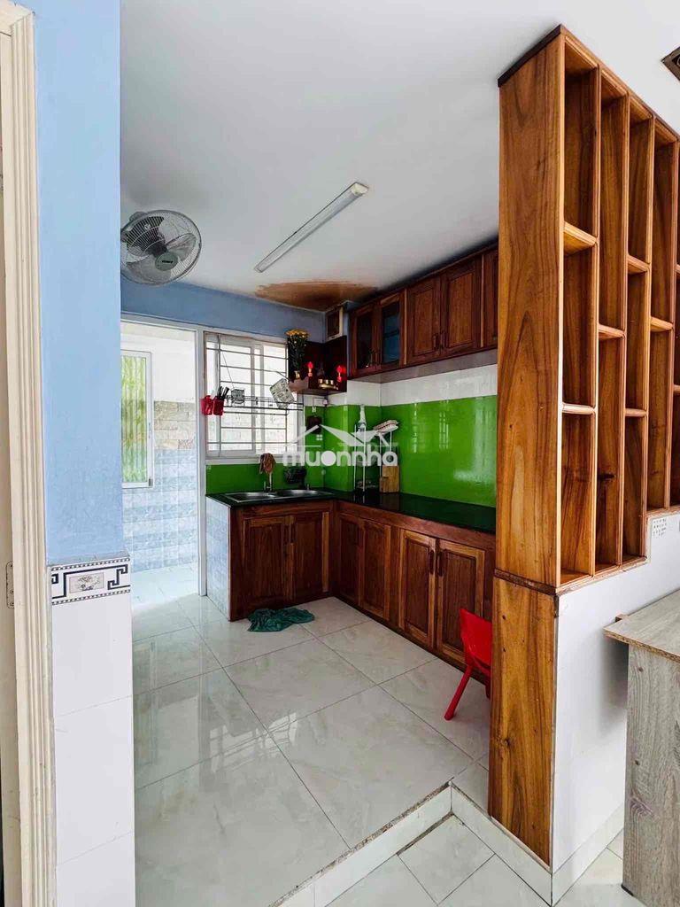 Cho thuê chcc- 60m2- 2pn + wc-có nội thất- lý chiêu hoàng,q6- 6tr - 2